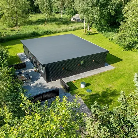 Scalli - 1-5km To The Fjord By Interhome 펜션